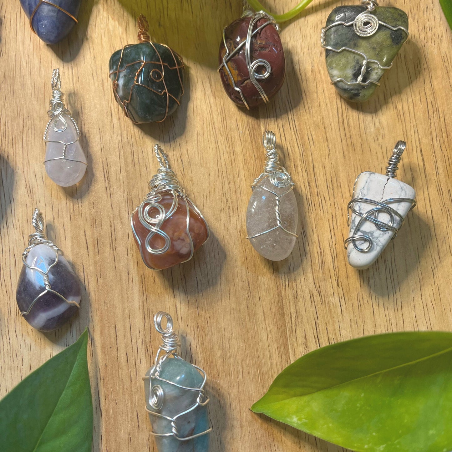 Simple Wire Wrapped Pendant, Choose your own Crystal Pendant, Wire Wrapped Pendant Necklace Gift, Healing Boho Necklace.