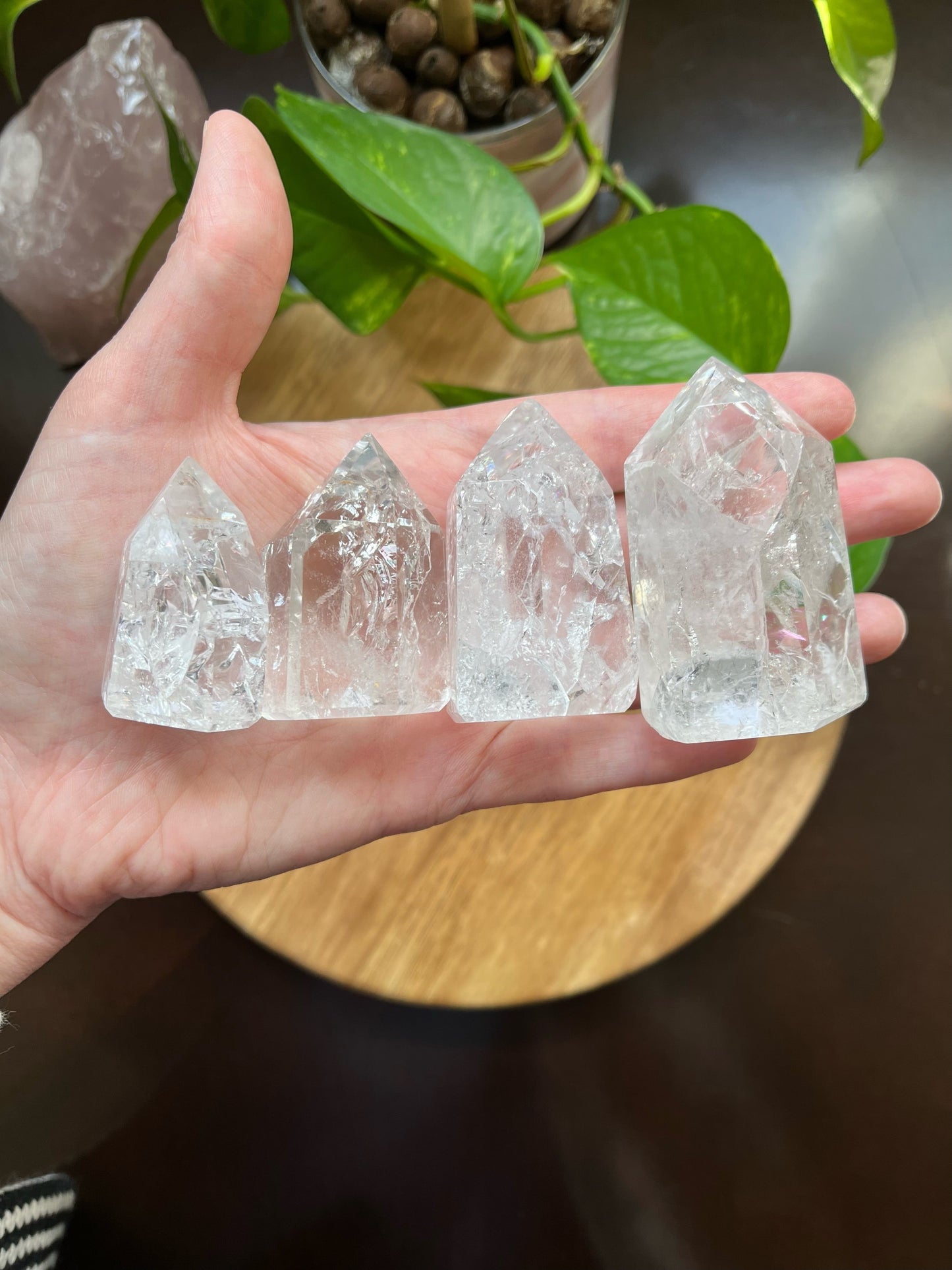 Crackle Quartz Mini Towers